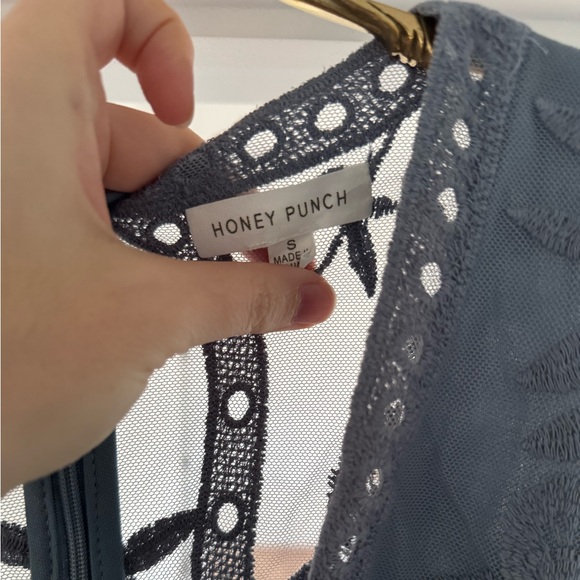 Mist blue lace romper by Honey punch - Picture 4 of 8